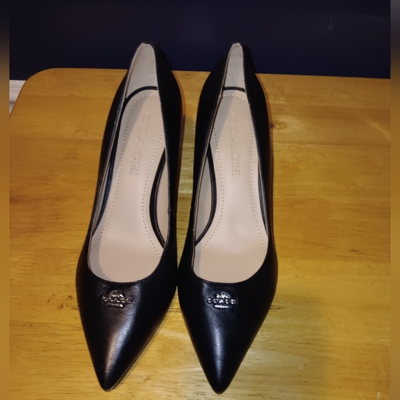 Coach Leather Heels Size 6.5 - Picture 1 of 4